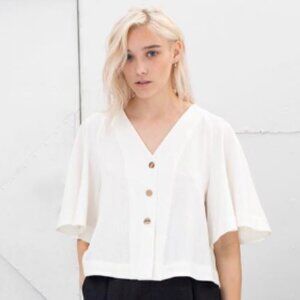 Lera Pivovarova Angel Blouse in Cream Linen